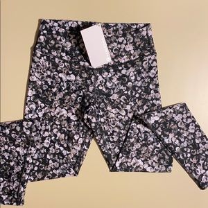 Fabletics Salar Legging Black & White Pattern XS